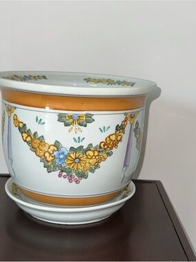 Vintage Floral Ceramic Planter with Saucer